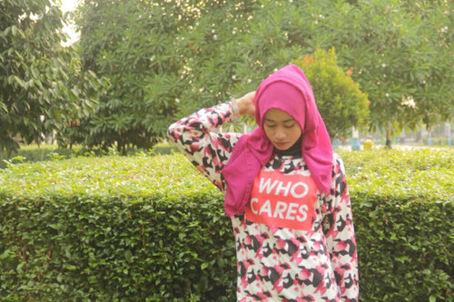 'Who Cares'

#ClozetteID #pinkstyle #hijabers #Festive