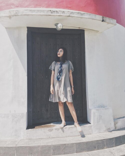 Hilal nya sudah tampak mau datang, Uang THR nya sudah tampak mau pergi. 😌😌😌 .
.
.
#clozetteid #starclozetter #deniathlylooks #looksmagazine #lookbookindonesia #ootdyk  #fashionblogger #whatiwore #styleblogger #stylecollective #stylegram #ootdmagazine #theeverydayproject #lookbook #streetstyle