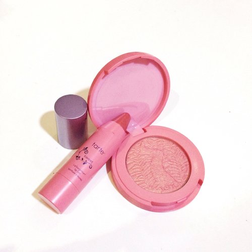 New LOVE:tarte amazonian clay SWEET liptint &amp; blush..Love the shade so much. It's highly pigmented + glitters which instantly gives highlighting effect to ur face &amp; also stays on ur face all day !!