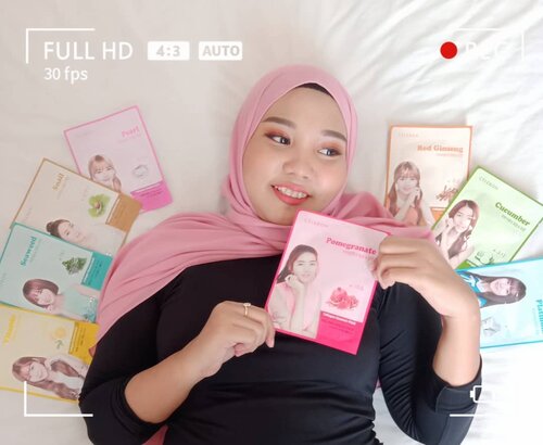 The cutest sheet mask from @celebon_korea 🌼🌼.Sebagai pencinta sheet mask, CELEBON Collagen Essence Mask ini merupakan masker andalan aku loh 😍 Selain packagingnya yang cantik & menggemaskan, Variannya pun sangat banyak sehingga dapat mengatasi semua permasalahan kulit kalian 😊 Kandungan Vitamin E dan Kolagen nya memberikan nutrisi untuk kulit serta membuat kulit lebih cerah.Nah yang aku suka dari @celebon_korea Collagen Essence Mask ini karna Tekstur maskernya yang lembut dan isi essence nya banyak banget! Gak lengket dan aromanya juga soft. Lembaran maskernya tipis, pas di wajah aku .. Ada sensasi dingin saat memakai masker collagen ini. Hasilnya bikin kulit wajahku terlihat lebih cerah, lembab dan fresh 💕 Loved it ~~ Kalau kalian suka sama varian yang mana nih? Komen dong 🤗.❤️ Pearl : mengandung bubuk mutiara yang efektif menjaga kulit tetap segar, melembabkan dan mencerahkan kulit❤️ Platinum : mengandung platinum koloid yang dapat menyerap ke kulit dan membuat kulit yang lelah menjadi lebih segar dan elastis❤️ Pomegranate : mengandung Ekstrak Buah Delima yang dapat melembabkan kulit serta menjaga kulit agar tetap elastis❤️ Greentea : mengandung ekstrak teh hijau yang dapat mencegah penuaan pada kulit dan membantu meningkatkan vitalitas dan kekebalan sel kulit❤️ Vitamin : mengandung vitamin C yang dapat membuat kulit lebih bersih dan cerah❤️ Cucumber : Bermanfaat untuk meredakan iritasi kulit akibat paparan sinar matahari❤️ Aloe Vera : mengandung ekstrak lidah buaya yang baik untuk menenangkan dan melembabkan kulit❤️ Seaweed : Berfungsi untuk mengembalikan elastisitas dan menjaga kelembutan kulit❤️ Snail : dari ekstrak sekresi siput yang efektif me-regenerasi sel kulit mati❤️ Red Ginseng : kandungan ekstrak gingseng merah sangat efektif membantu me-revitalisasi kulit....#celebonkorea #celebon #gfriend #sheetmaskkorea #koreanskincare #celebonmask #reviewcelebon #celeboncollagenessencemask #clozetteid #qupas #qupasbeauty #skincarelover #kbeauty #makassarbeautygram #makassarbeauty #beautyinfluencermakassar #tipskecantikan #belajarmakeup #inspirasicantikmu #makeupoftheday #tampilcantik #lemonsquad #reviewanisasyaiful