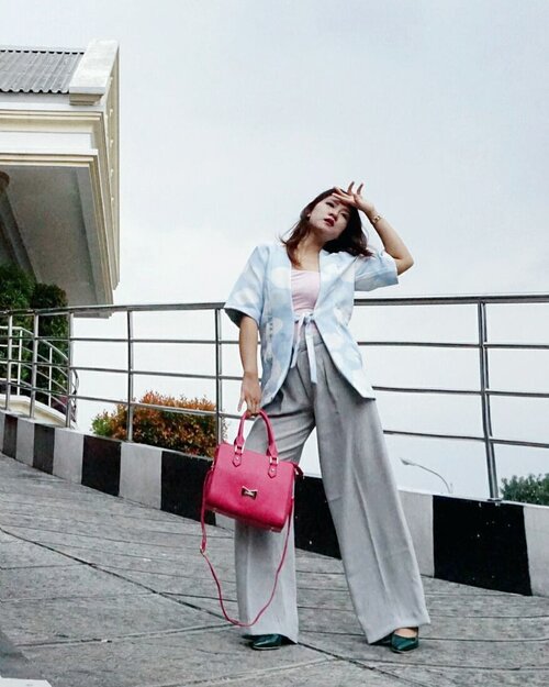 Menerang di atas awan 💗💞 sperti outfit kimono cloud by @berrybenka finally yg ini sukaa banget #Clozetteid #fashion #vscocam #ootd #makeup #beauty #vsco #style #onthetable #instadaily #love #instagood #beautyblogger #bblogger #instabeauty #makeupaddict #makeupjunkie #fashionblogger #bbloggers #motd #blogger #instamakeup #photooftheday #beautyaddict #fblogger #flatlays #foodporn #instafashion