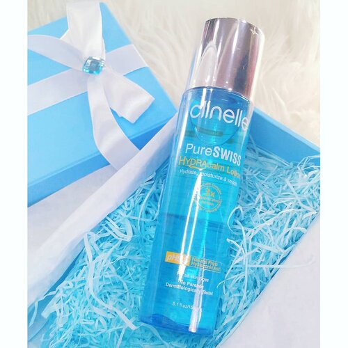 Say hello to the newest skincare products on our market, @clinelleid ! 💙 Senang banget bisa dapet kesempatan buat nyobain produk skincare dari Clinelle dan kalian harus tahu bahwa rangkaian skincare Clinelle itu diformulasikan dengan ‘7 Secrets to the Happy Skin’, yakni semua produk Clinelle TIDAK menggunakan 7 bahan tambahan yang dapat menimbulkan iritasi kulit seperti : Pewangi buatan, Pewarna buatan, Lanolin, SD-Alkohol, Bahan Komedogenik, Paraben dan Mineral Oil.Yuk langsung aja baca review aku di felihana.blogspot.com atau klik langsung link di bio aku💙✨ #ClinelleIndonesia #ProtectandRevive #7secretstohappyskin #PureswissHydracalm