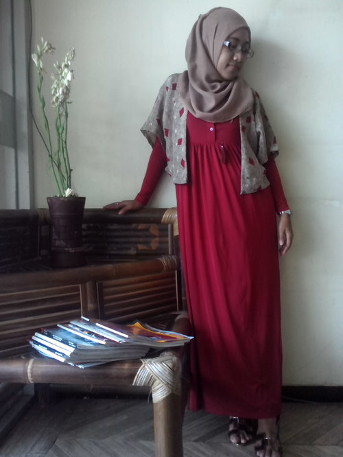 #throwback #ootd in my Semarang office with Zoya red long dress, my fave ever