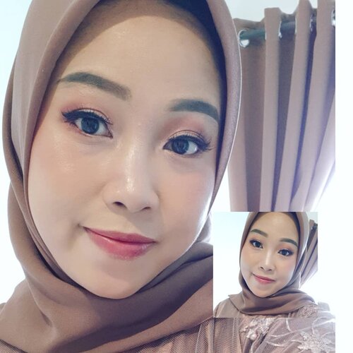 Makeup sendiri..Deets@ultimaii_id moisture lotion for normal skin@lorealmakeup infallible pro matte shade 105 + @pixycosmetics BB cream shade light @ponds BB powder@youmakeups_id eyebrow shade dark brown@thesimplicity_id eyeshadow flair@silkygirl_id big eye collagen waterproof mascara@silkygirl_id perfect matte liquid eyeliner@minisoindo eyelash@youmakeups_id blush on 03@pac_mt + @thesimplicity_id highlighter@lorealmakeup lipstick color riche matte 242 + @wardahbeauty liptint 02@pixycosmetics protecting mist.#clozetteid #makeup