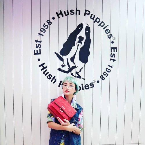 New day
New journey
New collection
.
Get the new arrival from @hushpuppiesid on Lippo Mall Kemang with special promo 30% all item + 10% for sale item until February 25! Follow @hushpuppiesid for more info 😊
.
.
#hushpuppies #hushpuppiesid #HPloveunleashed #stylieandfoodie #livelovelifelaughlust #blogger #bloggerceria #tetapsemangat #365post2018 #ootd #clozetteid #stylie #therealoutfitgram #styledaily #dailystyles #streetstyle #realoutfitgram #thestreetograph #brilistylie #looksootd