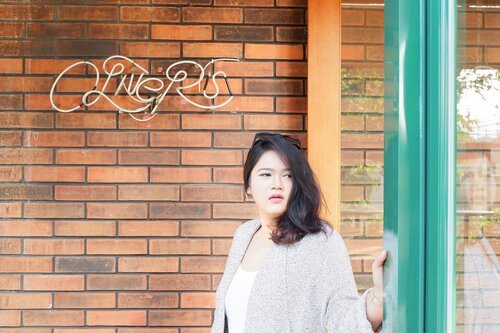 Be stronger, smarter, and bigger than the storm that hits you ✊🏻
.
.
.
.
.
.
#sunday #sundayfunday #sundays #sundayvibes #sundaymood #explorebandung #kaniatheexplorer #clozetteid