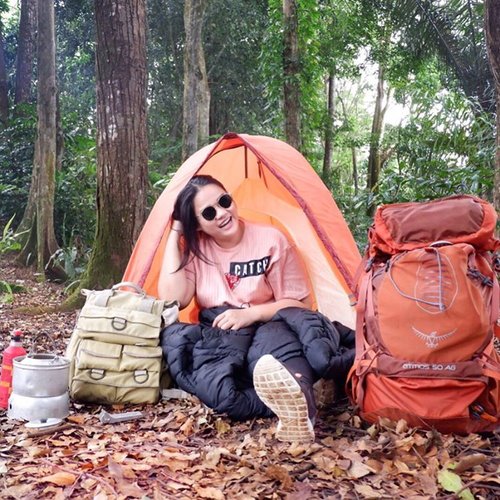 Some day I like fancy & flossy things ... some other day, I just want nature, a camfire and some peace & quite. It allows me to see more, enjoy more, take delight in small things ⛺️
. . . .

#kaniatheexplorer #clozetteid #beautynesiamember #camfire #travel #traveling #socialenvy #shopstemdesigns #vacation #visiting #instatravel #instago #instagood #trip #holiday #photooftheday #fun #travelling #tourism #tourist #instapassport #instatraveling #mytravelgram #travelgram #travelingram #igtravel #explorbandung #explorebandung