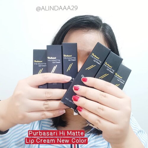 Hi 😆..Welcome to my swatches! Swipe 👉 now, and u can see how @purbasarimakeupid hi- matte new color in my lips 💋.What's your fav color genks? Kalau aku sih suka sama:- 07 Viola- 08 Lunaria- 09 IxiaYes, awalnya sih ngira kalau Lunaria itu bakal nude dan pucat banget, eh ternyata bagus juga di bibir ku, terlihat natural jadinya.#MiniReviewbyAlinda.PROS+ Packaging nya simple, kece dan transparan jd dg mudah utk lihat wrna lip cream nya+ Untuk warna bold, pigmentasi nya bagus, jadi sekali oles warnanya sudah bagus aja gt+ Formulanya yg gak trlalu creamy membuat tekstur lip cream di bibir jadi smooth, nge-set dan stay di bibir+ Harganya murmer banget! Best sih, kualitas oke tp hrganya murah meriah+ Ketahanan 8-9 jamCONS:- Agak transferproof- Untuk warna nude, 05 Lunaria & 06 Ixia, menurut aku pigmentasi agak kurang, but it's okay sih formulanya ttp bagus dan smooth di bibir- Apa lg ya, blm nemuin kekurangan nya lg sih hihi.@purbasarimakeupid@purbasari_indonesia#AForAlinda #alindaaa29 #alindaaa #alinda #byalindamakeup #cchannelbeautyid #ClozetteID  #jalani_nikmati_syukuri #rejekigakketuker #PurbasariHiMatteNewColor #PurbasariMakeup #Lipcream #NewColor #NewShade