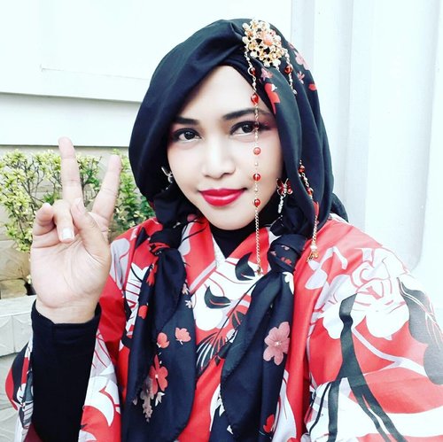 Sat, May 13th, 2017 --- 🍧🍙🍡 #Wiskul #Japanesefood at #Ennichisai2017-  #Ennichisai #LittleTokyo #JapaneseCulture #AnnualFestival in #Jakarta . 13-14 May 2017 👘🗾🎋🎍🎎🎊 Di sini tanpa harus ke Jepang, kita bisa tahu #BudayaJepang . Jadi kalau nanti kamu ke #Jepang beneran , udah nggak kagok 😁
-
-
-
-
#clozetteid #japanstyle #Yukata #Kimono #fashion #style #hootd #headscarf #stylecovered #obi #foodtraveling #foodtraveler #foodandfashion #modestfashion #modestwear