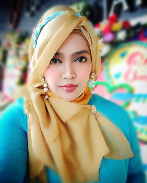 Sunday, December 27th, 2020----💙👠👗Inspired by... #DisneyPrincess #Cinderella 👗💙👠 Colorchart: #blue and #yellow. -----#nhkkawaii #clozetteid #Modestfashion #modestwear#cinderellahijab