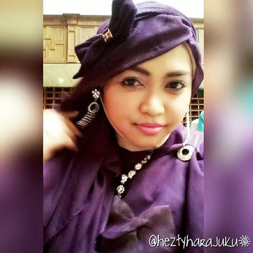 🎀🌹🎀#ClozetteID #GoDiscover #HijabFestive 🎀🌹🎀 @clozetteid #fashion #style #instabeauty #instafashion #glamour #vintagefashion #vintagestyle #scarf #headscarf #modesty #modestfashion #coveredstyle #partydress #classy #Batik #BatikTrusmi #Indonesia #dollykei