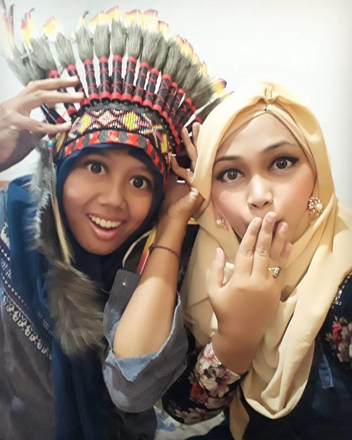 Wed, June28th, 2017 --- This is #teaser for next #photosession  in Yogya inshaAllah. I will be a #nativeAmerican #Apache #Princess hehehe 😄 
I wear an #Indian #tribe #warbonet from @warung_indian_apache . Yeay!!
-
-
-
-
-
-
-
@clozetteid #clozetteid #hootd #fashion #style #warriorprincess #modestwear #modestfashion #stylecovered #countrystyle