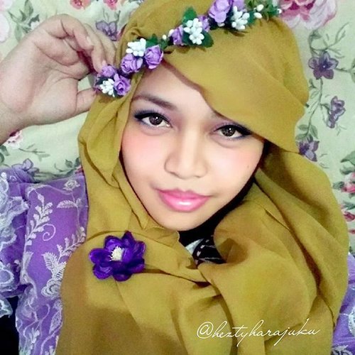 #Rapunzel #disneyprincess #dailysnaps #ClozetteID @clozetteid #modestfashion #coveredstyle #headscarves #scarf #hijabiandfab #fashion #style #flowercrown