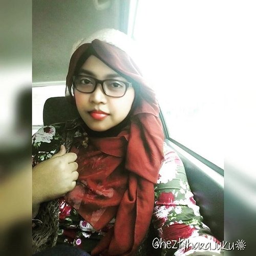 🌸🌻🌸#heztyharajuku was otw to #family #bukber /#iftar #Bogor #WestJava #Indonesia #Ramadan2015 😉 . #darkmori #morigirl #morikei #kawaii #fashion #style #instafashion #ontheroad #modest #modesty #modestfashion #coveredstyle #scarf #headscarf #vintagefashion #vintagestyle #shabbychic #clozetteid 🌸🌻🌸