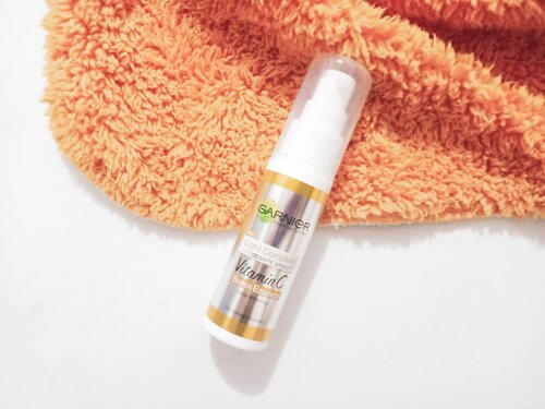 Yo skincare junkie pencari penghilang bekas jerawat! Udah pada cobain serum vitamin C terbarunya @garnierindonesia blom?

Serum ini bisa ngebantu nyamarin bekas jerawat dan dark spot seketika lho. Ga percaya? Mampir dulu ke blog aku yuks. Review nyatanya udah naik tayang 😘
.
.
.
#skincare #skincarecommunity #skincarejunkie #skincareaddict #skincarelover #skincareritual #kbeauty #koreanbeautyproduct #kbeautyunicorns #kbeautyblogger #koreanskincare #kbeautycommunity #abcommunity #asianskincare #abskincare #abbeatthealgorithm #discoverunder5k #rasianbeauty #beautyflatlay #beautyfavorites #skincareblogger #idskincarecommunity #clozetteid