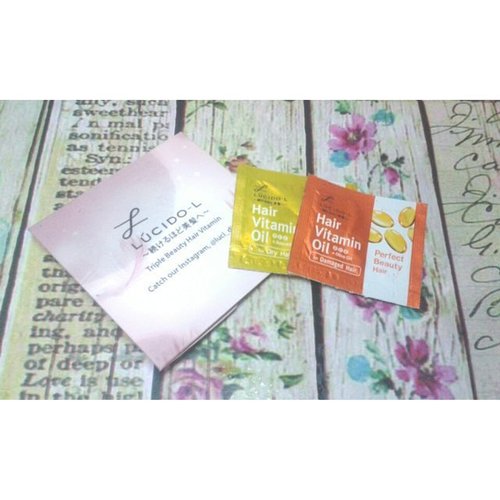 Received this two sachets sample of LUCIDO-L Hair Vitamin oil few days ago.The yellow one is dry hair, and the other one is for damaged hair.The smells is good, will try those soon ♥Thanks to @luci_diary#ClozetteID #lucido #hairvitamin