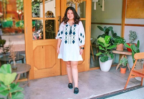 Last one for today! Review nya bakal di post di blog malam ini 😀😬😁-- sekalian ngerjain tugas yang tak selesai hingga kini 😂.··#fashion #ootd #style #instafashion #fashionblogger #bohemian #boho #bohemianstyle #streetstyle #beautyblogger  #womensfashion  #whatiwore #foodblogger  #wiwt #fashionweek #fashionstyle #styleblog #ootdindo # #outfitoftheday #Clozetteid #aztecprint #ethnicwear #ethnic #aztec #bohostyle #girly #dress #minidress #TasyaPlacesRecommendation