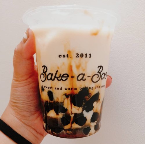 Milk + Baileys + Boba + brown sugar= ❤️❤️❤️ I rarely have boba milk drink, so when i do, i always choose the one from my favorite brand 😋#Clozetteid #boba #bobamilktea #baileys #baileysboba #bakeaboo #bakeabooindo