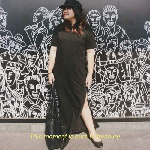 #throwback post exactly a year ago, difotoin @budiartiannisa tentunya 😁. Topi masih ada, tas udah dilungsurin, tinggal sekarang bingung dress nya disimpan dimana ya... 😅🤣
#Clozetteid #theshonet #theshonetinsiders #bloggerruangtunggu #ootdindo #ootdmagazine #ootdfashion #ootdfash #outfitoftheday #lookoftheday #fashion #fashiongram  #clothes #wiw  #outfitpost  #ootd #todaysoutfit #fashiondiaries  #fashionblogger  #outfitoftheday  #fashionista  #streetstyle