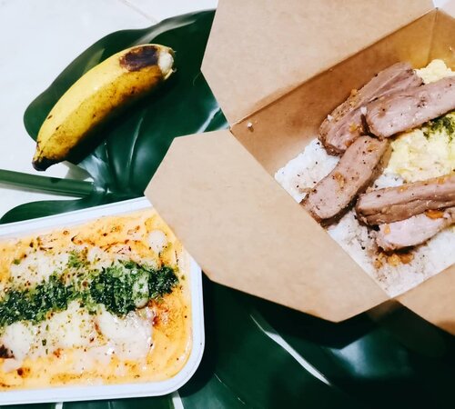 Kani mentai and wagyu rice from @mentaio.id 
#clozetteid #foodie #foodstagram #foodgawker  #kulinerjakarta #foodporn #foodstagram  #foodgasm #mouthgasm  #food52 #foodtruck #foodpic #jktgo #manualjkt #jakartafoodbang #jktfoodbang  #jktfood  #tasyaeats #foodphotography #tasyaeats #eggporn #foodporn #foodgasm #mouthgasm #mentai #wagyu