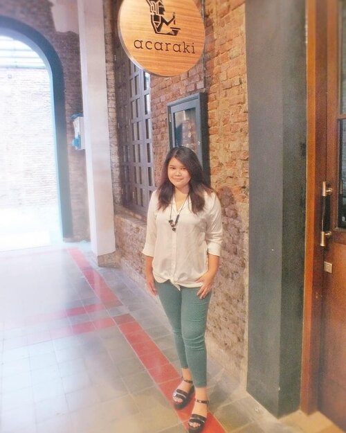 Modern Jamu Joint at Kota Tua, Jakarta 💓. Review will be up soon on my blog!··#fashion #ootd #style #instafashion #fashionblogger  #offduty #streetstyle #beautyblogger  #womensfashion  #whatiwore #foodblogger  #wiwt #fashionweek #fashionstyle #styleblog #ootdindo # #outfitoftheday #Clozetteid  #TasyaPlacesRecommendation