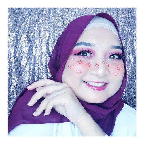 Flower Freckless 🌺🌺🌺Ib @charlottaeve (change color)#makeupindo #flowermakeup #flowerlook #makeupinspiration #jbbfeatured #jakartabeautyblogger #cantikankamubeb #RumahCantikKita #clozetteid