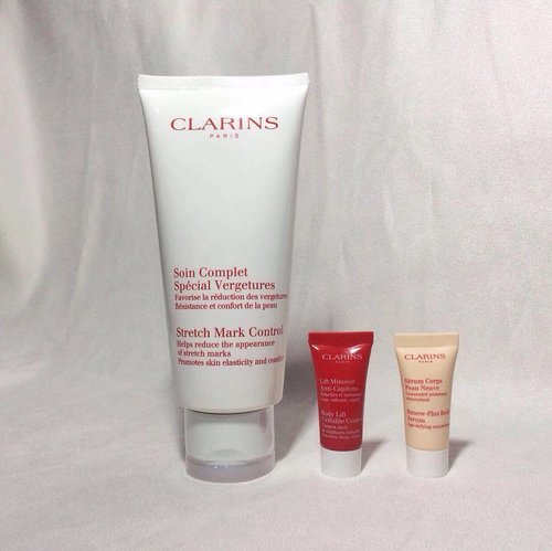 A gift from #CLARINS. Oh yeah, for me, as the winner of #SlimandShapeBodyPartners Photo Contest
.
.
Thankyou @clarinsindonesia ❤️ #PerfectBody #ClozetteID