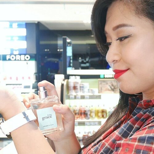 Scent for my holiday - Living Grace by @philosophyindonesia
@lovephiloshopy #LivingGrace
-
#SephoraIDNBloggerGathering #SephoraIDNxPhilosophy #SephoraIDN #SephoraIndonesia #SephoraID #SephoraIDNBeautyInfluencer #iHeartSephoraID #PhilosophyFans #LovePhilosophy #PhiloshophySkinCare #Fragrance #ClozetteID