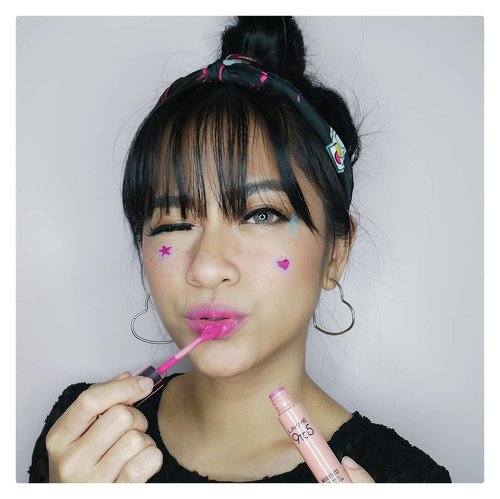 Get ready to go to the music festival!Trying to step out of my comfort zone with this unusual makeup. Psst.. i'm using #lakme9to5 Weightless Matte Mouse Lip & Cheek Color Fushia Suede #summerbrightvibes #stylingtrendsetters #instantglam..#clozetteid
