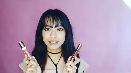 My short review about @esqacosmetics 
The first glamorous vegan lipstick in Indonesia
#1minutereviewechallangeESQA #ESQAxBeautynesia #ESQA.
.
.
#clozetteid #blogger #beautyblogger #beautybloggerjakarta #bloggerceria #bloggerperempuan #sociollabloggernetwork #bloggerjakarta #indonesianblogger #makeupjunkiez #endorsement #openfreeendorse  #패션모델 #블로거 #스트리트스타일 #스트리트패션 #스트릿패션 #스트릿룩 #스트릿스타일 #패션블로거 #bestoftoday #style #l4l #whatiwore #beautynesiamember