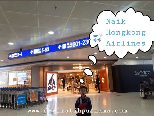 `Memasuki kabin Hongkong Airlines ✈...Hawanya fresh, terasa bersihnya.. interiornya dengan kombinasi warna merah terlihat manis.... Baca lanjutan reviewnya ya di blog mami 📲 klik link di bio 🌐💕 ..https://www.dewiratihpurnama.com/2019/12/naik-hongkong-airlines-pesawatnya-bagus.html?m=1.@bloggerperempuan #bloggerperempuan#aviation#review#hongkongairlines#hongkong#travel#clozetteid#airlines#updateblog#blogger#blogspot