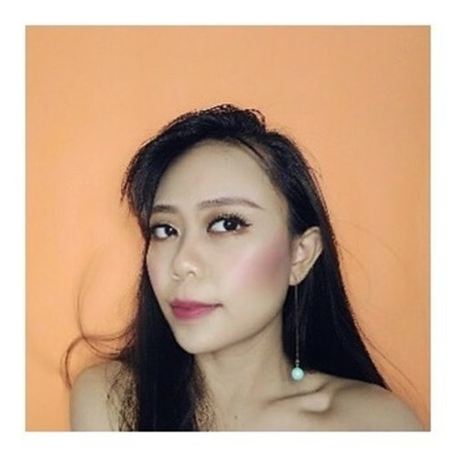 🥀
.
#clozetteid #clozette #beautybloggerindonesia #indomusikgram #indovidgram #beauty #makeup #makeuptutorial