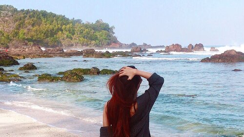 • looking at the beach, very beautiful • 
#beach #beachview #clozetteid #traveling