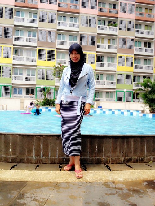At Swimminf pool Apartment