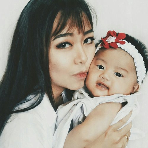 Happy 3 month my beautiful daughter😚

Stay healty and happy forever. My love always be with you 💞 💞
.
.
.
.
#daughter #motheranddaughter #motherhood #family #love #clozette #clozetteid #clozettestar