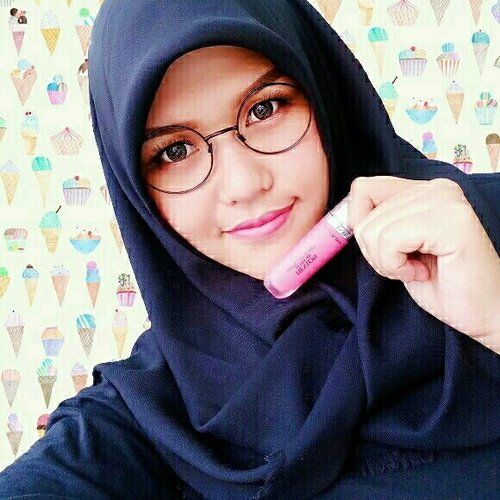 pink is always woman heart color! #hijab #makeup #lipstick #face #girls #indonesia
