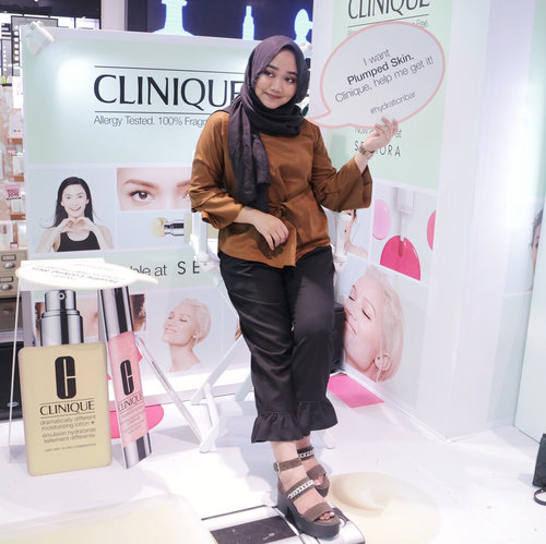 @cliniqueindonesia is now available at @sephoraidn 🎉

They also launch their special mini sizes with only IDR 585.000, exclusively available at @sephoraidn 💛

#SephoraIDNxCliniqueID
#CliniqueID