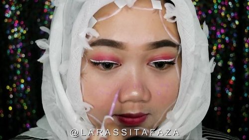 Mini tutorial for this look🎭 
Products:
- @ultima_id Wonderwear Stay Last Liquid Make Up - Ocher
- @nyxcosmetics_indonesia Jumbo Eye Pencil - Milk
- @nyxcosmetics_indonesia White Liquid Liner
- Peripera Ink Velvet - No. 7
- @absolutenewyork_id Cotton Candy Liners - Sugar Plum
- @etude_official Lovely Cookie Blush - Grapefruit Jelly