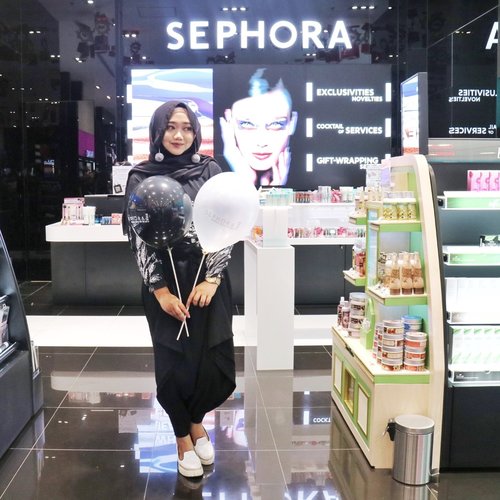 So happy to be here! 😍 Sephora is officially available in Paris Van Java Bandung! Thank you for having me @sephoraidn 💓 #latepost