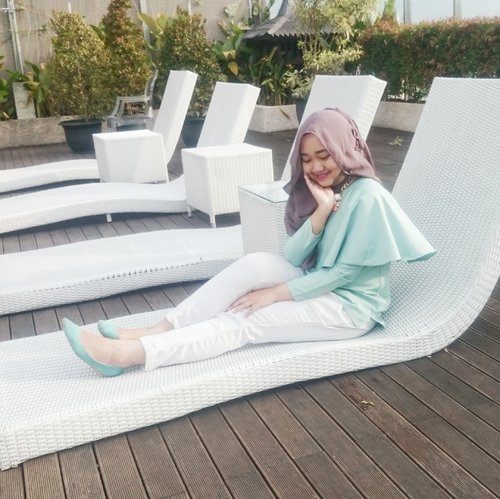 Assalamu'alaikum wa rahmatullahi wa barakatuh. it has been so long from my latest post here. Well, this is my very last ootd at Javana Hotel, Bandung. for more pic you can find me on blog, http://larassitafazaa.blogspot.com Let's check it out, ladies 💝 #COTW #ClozetteID 