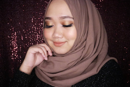 Playing with @byscosmetics_id . Product used: - Nude Eyeshadow Tin- Loose Banana Powder- Thin Auto Brow PencilReview soon! ❤️ #BYSatCentralPark#ClozetteID