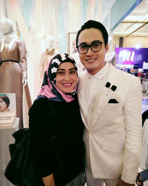 He is so humble and nice. ☺

#ifw2017 #wardahyouniverse #barliasmara #ClozetteID #fashiondesignerindonesia #lifestyleblogger