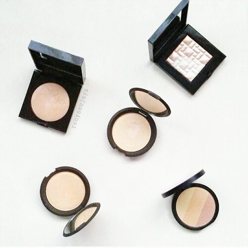 Glow glow glow ✨❤
.
.
#becca #bobbibrown #lauramercier #toocoolforschool #highlighter #beauty #makeup #clozetteid #glowingskin #makeupaddict #makeupenthusiast #makeupcollection #makeupjunkie #makeuplover #makeupmafia #makeupmess #makeupobsessed #makeupporn #beautyblogger #beautycommunity #flatlay #instabeauty #instamakeup #motd #makeupoftheday #beautyjunkie #beautylover