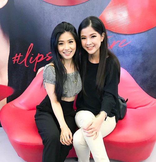 On #shuuemuraid event with the humble and friendly bvlogger.
An honor to be her makeup model. Thank you cicii, I hope we can meet again! 😘❤️
.
.
.
#beautyblogger #laquesupreme #bvloggerid #beautyvlogger #beautyvloggerindo #shuuemura #love #lipstick #indobeautygram #indobeautysquad #beautybloggerindonesia #clozetteid #beautyevent @clozetteid @indobeautysquad @beautybloggerid  @beautybloggerindonesia @bvlogger.id