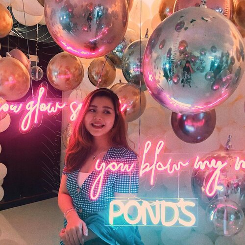 you blow up my mind🔮.....#ponds #ootd #haluuworld #haluu #vielholiday #clozetteid #photooftheday #glowing #haluuworldjakarta