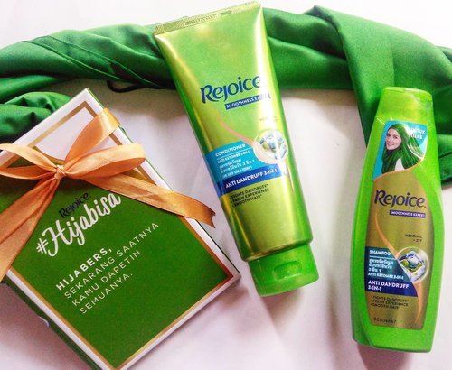Yeaay!!! No worries again with bad hair 'cause i have this product. Best treatment for hijabers hair problem , Rejoice hijab 3 in 1.#hijabisa #clozetteid #clozetters #bloggerindonesia #femaleblogger #indonesia #jakarta #product #p&g #rejoice #launch #instatoday #instadailly