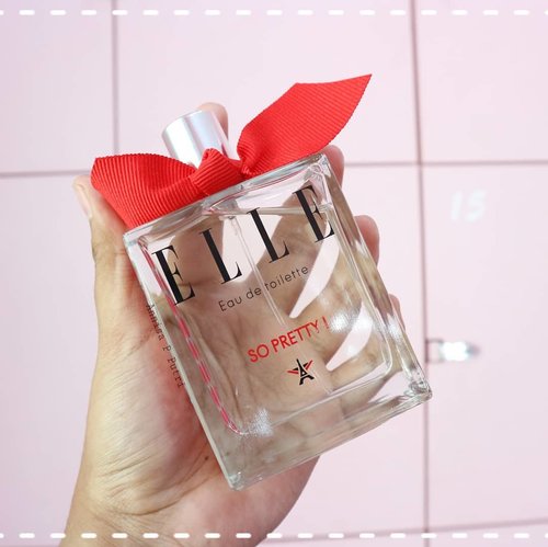 Hi, babes!
What is your favourite perfume?
.
.
#clozetteid #elle #fragrance #workout #instatoday #instadaily #beauty #perfume