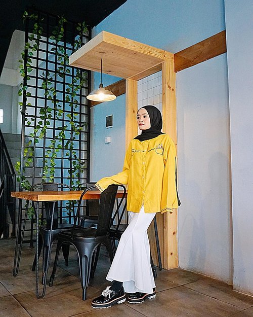 Destiny is something we’ve invented because we can’t stand the fact that everything that happens is accidental....#beautiful #ootd #cafe #yellow #hijab #hijaboutfit #lookbookindonesia #ootdindo #ootdfashion #ootdfashionhijab #hijabstyleindonesia #fashionblogger #lifestyle #photooftheday #clozetteid #ziligo #zalora #zaraindonesia #zara
