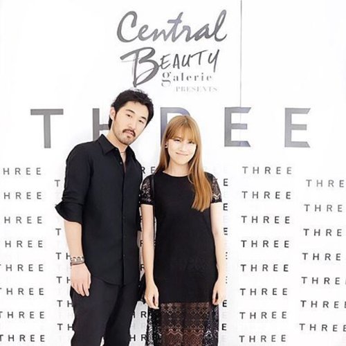 With Mr Yuta Sato, global makeup artist of @threeindonesia. He comes especially to the grand opening of Three Cosmetics counter in Central Neo Soho and sharing his makeup tips and trick to all of us during makeup demo. .
.
.
#clozetteid #centralneosoho #clozette #beautyevent #beautybloggerid #threecosmetics #potd #picoftheday