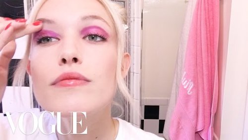The Perfect After-Dark Beauty Look With It-Girl Carlotta Kohl 